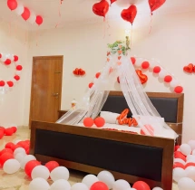 birthday Romantic Canopy Bed Decoration