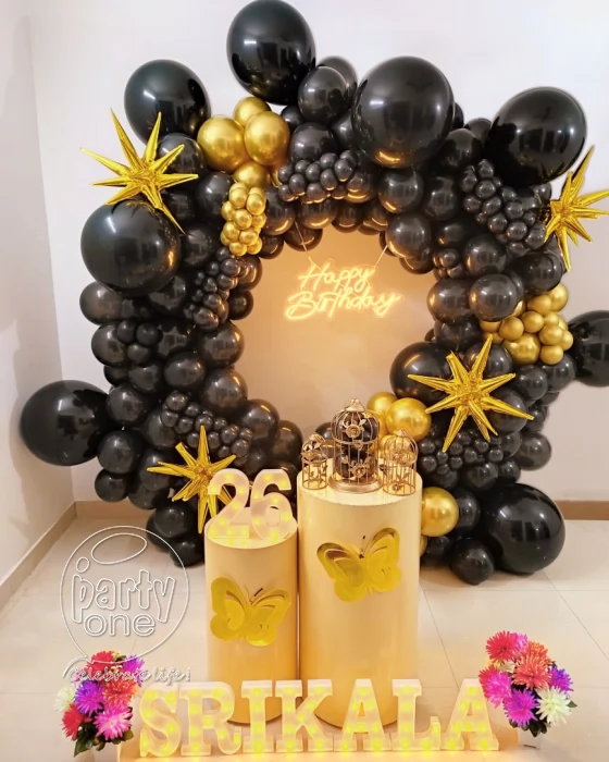 birthday Black and Gold Ring Garland Decor