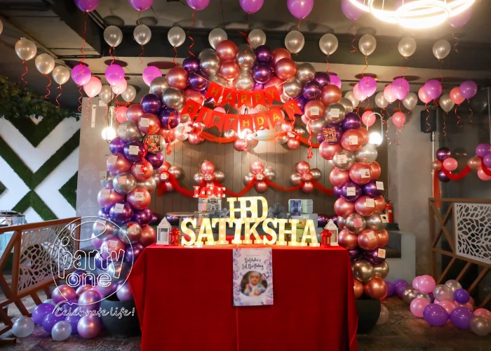 birthday Posh Chrome Balloon Arch Decor