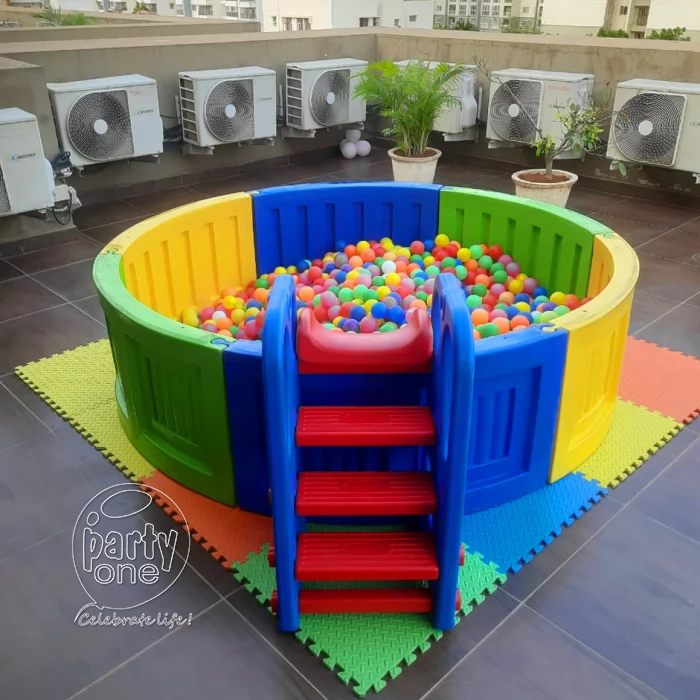 birthday Round Ball Pool with Fun Slider