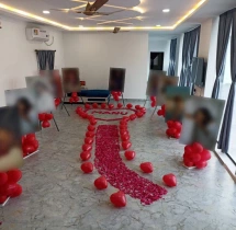 decorations Photo Balloon Decor with Rose Petal Path