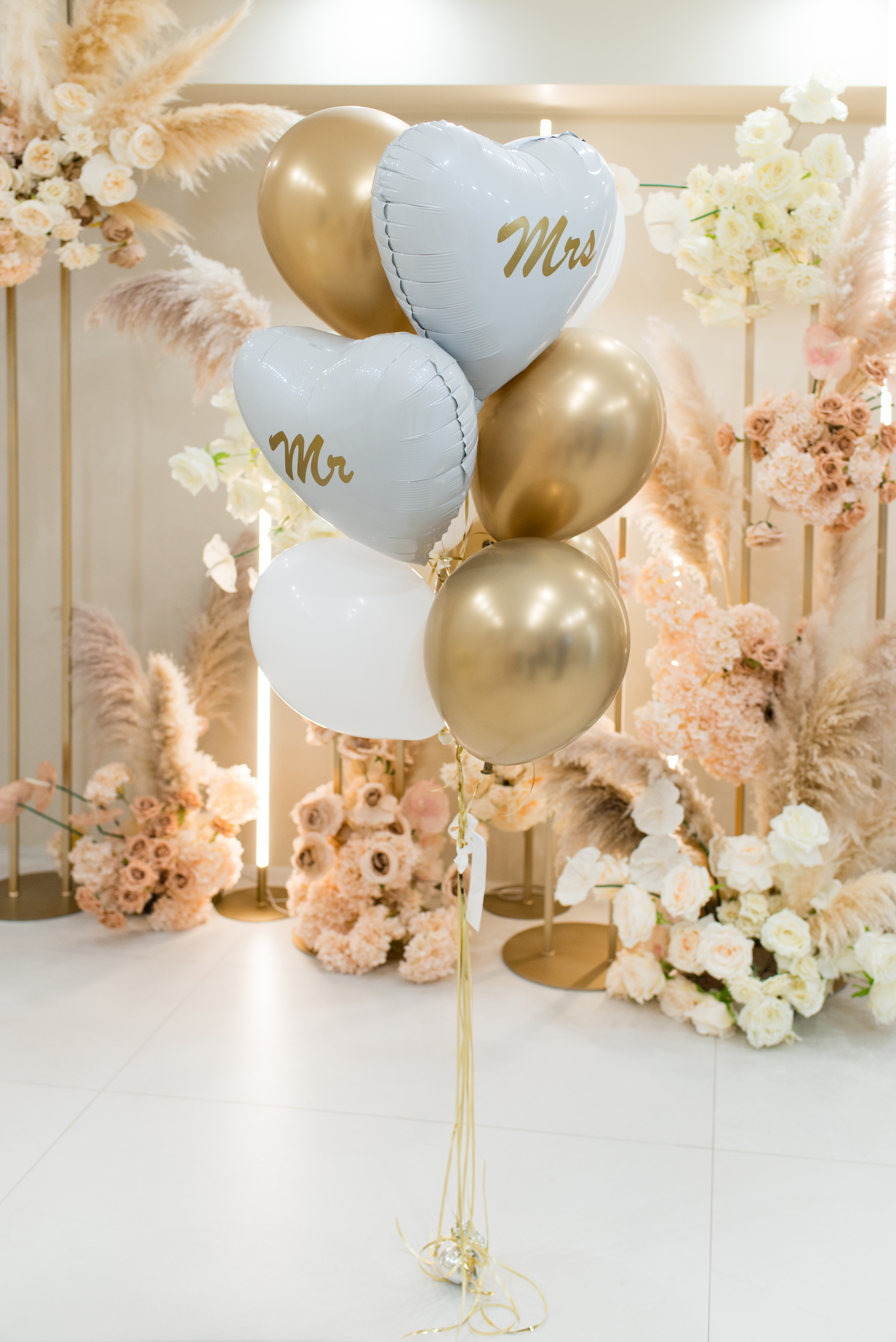 Floral Balloon Bouquet - Balloon Decoration Ideas